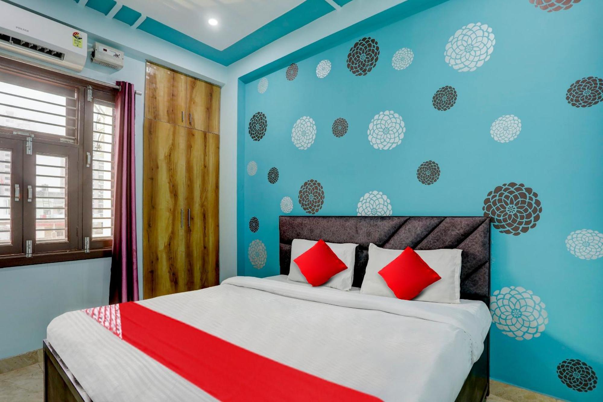 Hotel O Gold Coast Crossing Ґазіабад Екстер'єр фото